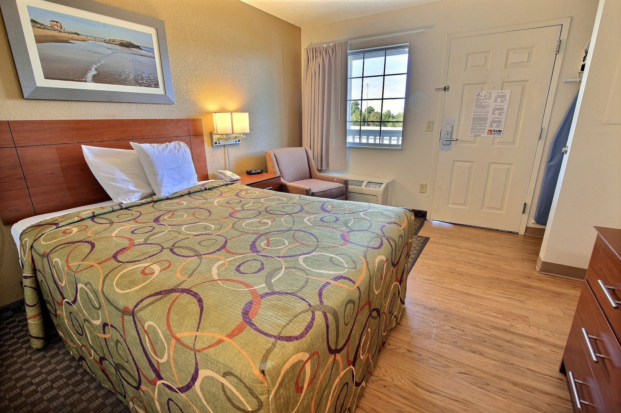 Sun Suites Of Chesapeake Zewnętrze zdjęcie